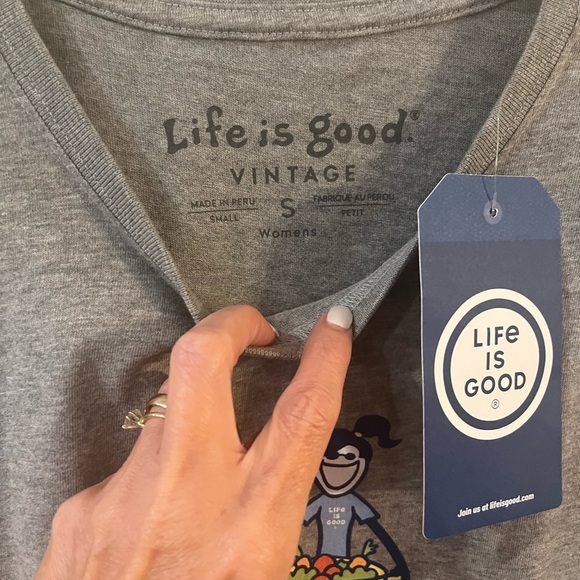 Life is Good Vintage Tee - Picture 3 of 3